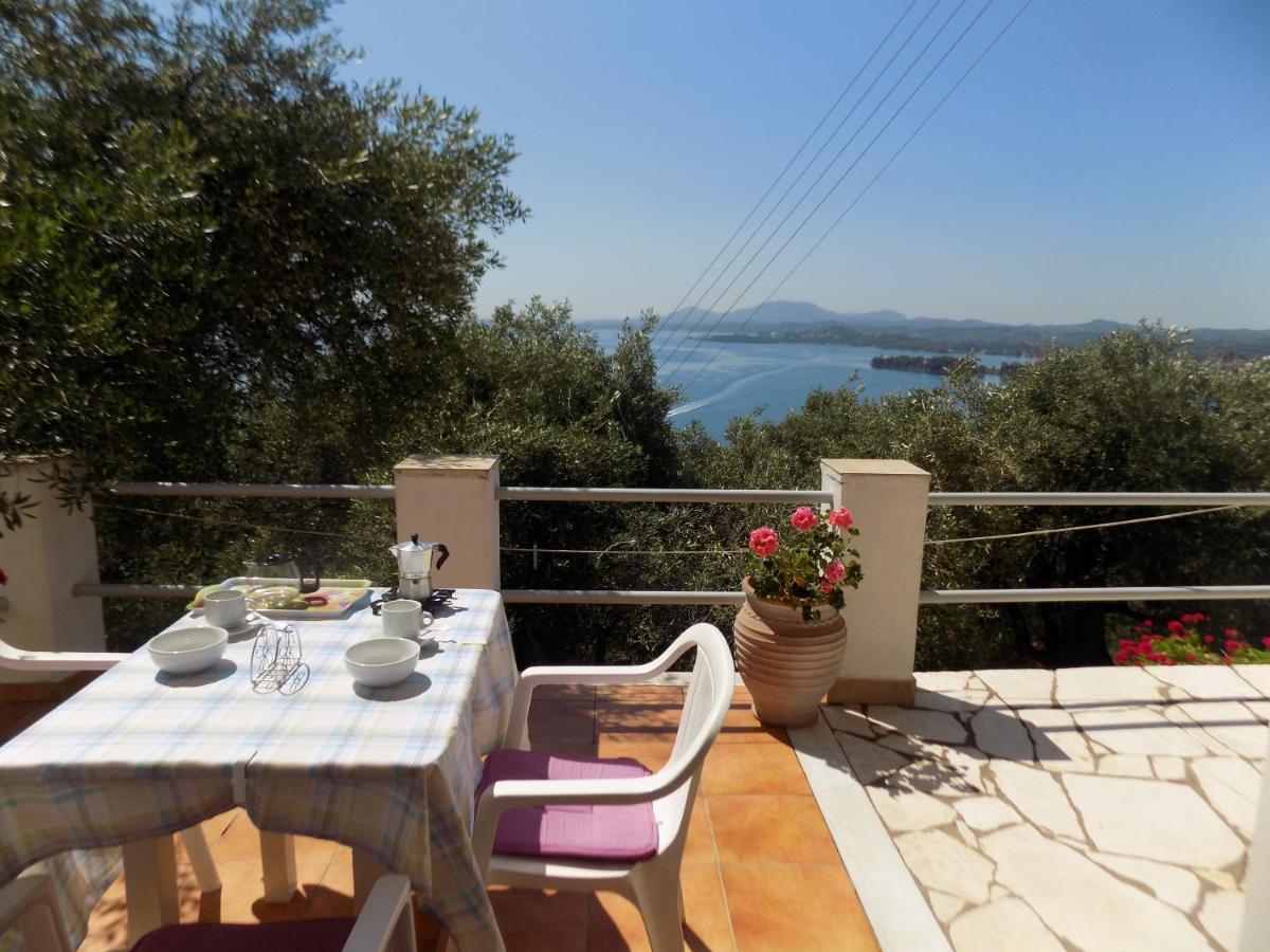 Villa Elli Panoramic View 2 Ipsos Exterior photo