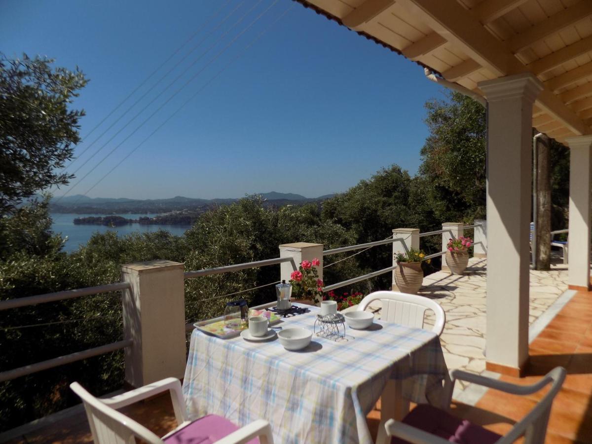 Villa Elli Panoramic View 2 Ipsos Exterior photo